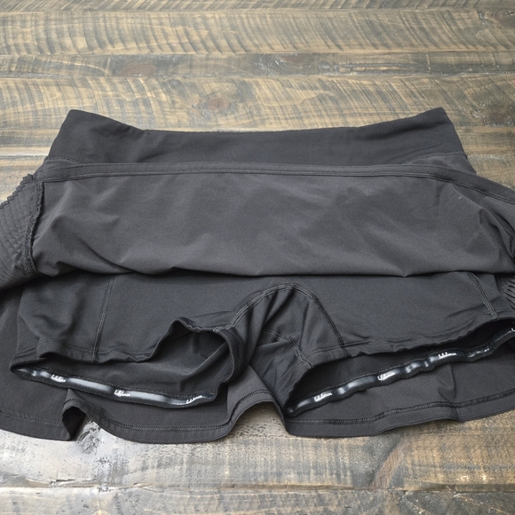 LULULEMON Play Off The Pleats Skirt | 12 - Picture 3 of 8
